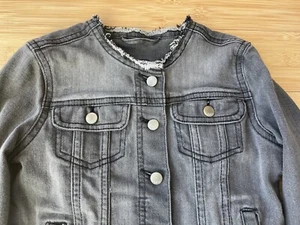 GAP Kids Girls Jean Jacket SIZE S Button Black Medium Wash Cotton Denim - Picture 1 of 3