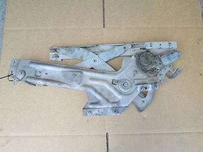 Регулятор подъема стекла двери под правую руку Ferrari 360 No 65133200  - Изображение 1 из 4