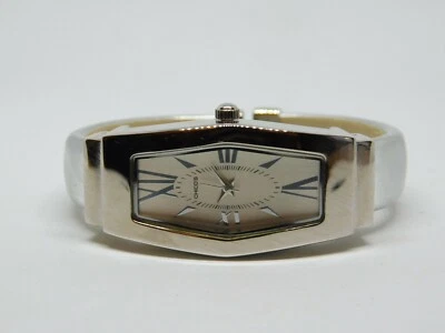 Reloj para mujer Chico's tono plata brazalete pulsera cuarzo analógico talla 6 baterías nuevas Foto 1 de 4