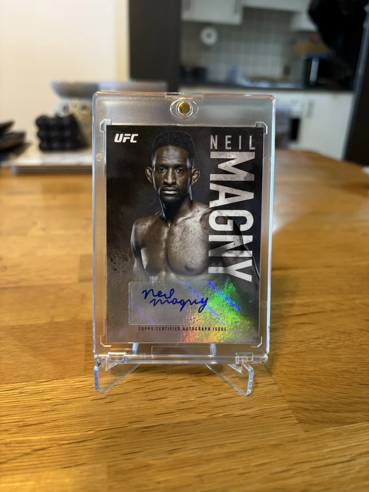 2017 Topps UFC Fire Fire Autographs Neil Magny #Fa-Nm/199 - Image 1 of 2