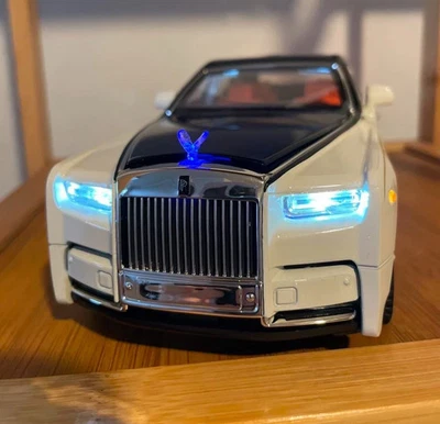 1:18 Rolls-Royce Phantom Diecast Modelo Coche Sonido y Luz Juguete Coleccionable Regalo Foto 1 de 4