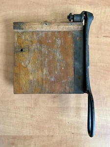 Antique THE DANDY 6 1/2” Wood PAPER CUTTER With Ruler DECOR - Picture 1 of 7