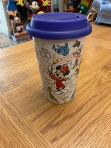 Taza de viaje de cerámica aniversario 100 años de música y maravilla Disney edición limitada - Imagen 1 de 6