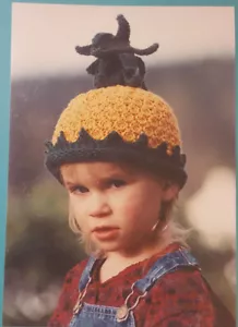 Fiber Trends Pineapple Pizzaz Hat Vintage Knitting Pattern 1995 Lisa Carnahan - Picture 1 of 2