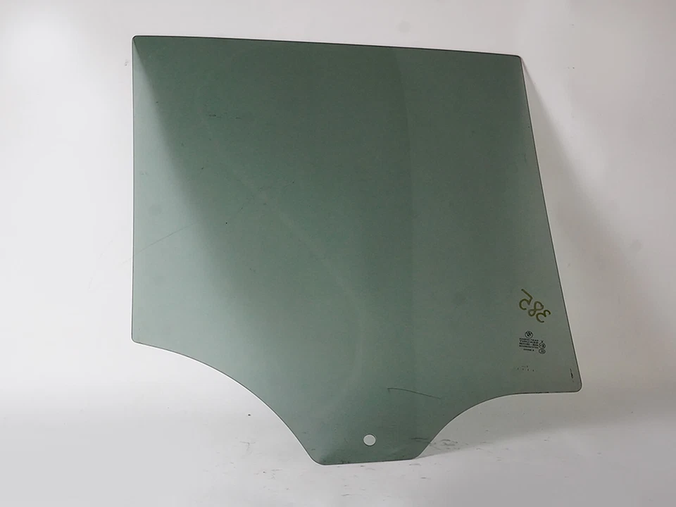 2004 - 2010 Bmw X3 E83 Glass Window Door Tinted Driver Left Rear Side Lh Oem Foto 1 de 4
