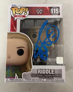 * MATT RIDDLE * funko pop firmato * WWE WRESTLER * 5 - Foto 1 di 2