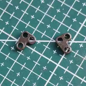 For RG 1/144 RX-0 Banshee Unicorn Full Armor Model 2Pcs Metal Replace Parts New - Picture 1 of 8