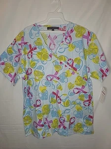 New woman scrubs Breast cancer Awareness Print Large - Picture 1 of 4