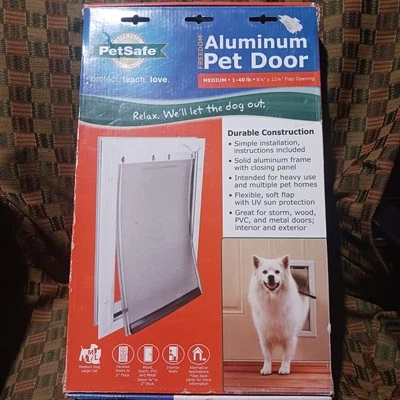 PetSafe Aluminum Pet Door Medium White 1-40 lb PPA00-10860 OPEN BOX NEW - Image 1 of 4