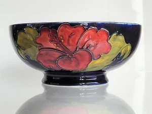 Vintage Moorcroft Hibiscus Cobalt Blue Bowl Q797 - Picture 1 of 6