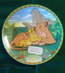 Piatto Grolier Collectibles Disney Re Leone 1997 festa della mamma 8,5" - Foto 1 di 3