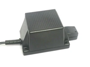 ARNOLD 7098 - TRASFORMATORE POTENTE 50VA PER ACCESSORI - NUOVO - Bild 1 von 1