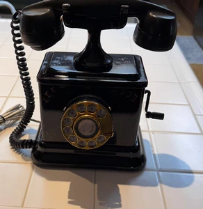 1920's Vintage Rotary Telephone with Crank Handle - Picture 1 of 11