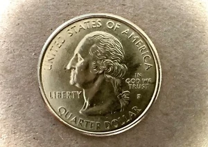 1999 P GOLD CONNECTICUT 1788 P THE CHARTER OAK GOLD US STATE QUARTER 25 CENTS - Picture 1 of 24