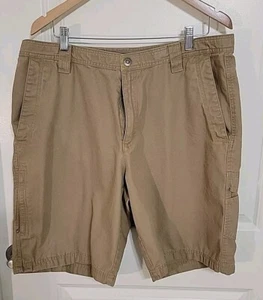 Columbia Shorts Cargo Adult Size 38 Beige Omni-Shield Mens - Picture 1 of 11