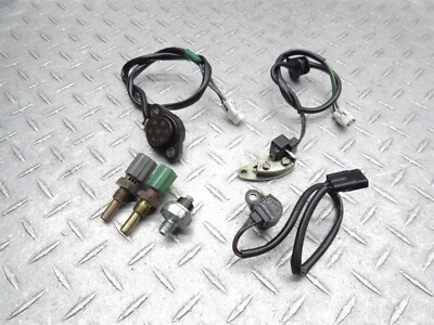 Sensor de ignição 2003 00-03 Suzuki GSXR 750 GSXR750 velocidade de engrenagem neutra temperatura pulso - Imagem 1 de 4