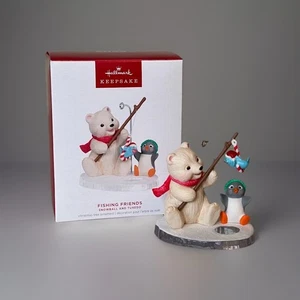 Hallmark 2024 Schneeball und Smoking #24 Fishing Friends Ornament Neu - Bild 1 von 9