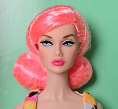 INTEGRITY TOYS PINK LEMONADE POPPY PARKER  FASHION ROYALTY - NRFB - Image 1 of 4