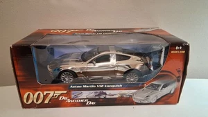 James Bond 007 Die Another Day Aston Martin V12 Vanquish Silver Chrome 1:18 NEW - Picture 1 of 6