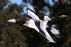 RC Airplane Aircraft Fighter F-16 Falcon V3 High Performance 70mm EDF Jet PNP US - Picture 1 of 7