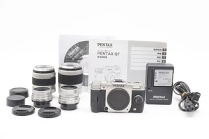 Pentax Q7 12.4 Mp Fotocamera Digitale Argento Corpo 4 Lente Set Eccellente Da - Foto 1 di 12