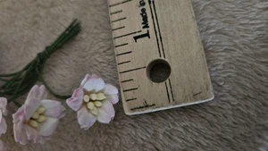 Paper Flowers craft 40 pieces pink - Picture 1 of 3