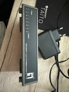 Level One 8 Port Switch 10/100 Mbps mit Magnetfüsse - Bild 1 von 3