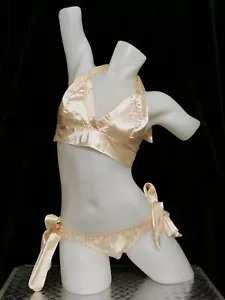 Tie Side Satin knicker/panty & Bra Set Peach with bra frills Burlesque Lingerie - Picture 1 of 2