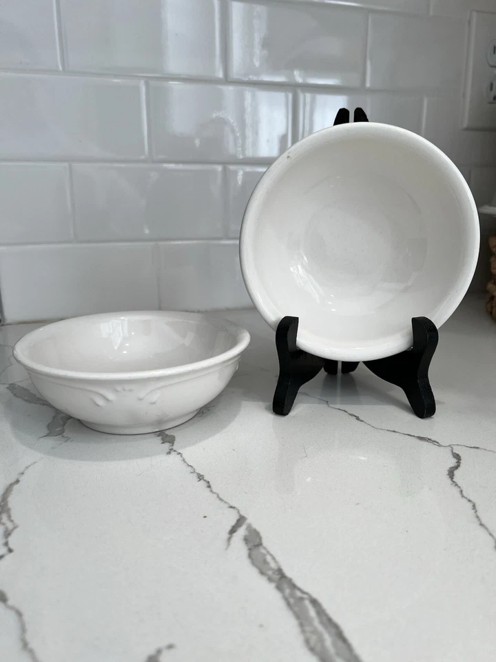 "Dos cuencos de 5"" blancos con borde elevado blanco Pfaltzgraff" Foto 1 de 4