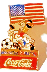 Prendedor solapa Coca Cola patrocinador bandera Estados Unidos 1994 Copa Mundial de Fútbol Estados Unidos - Imagen 1 de 2
