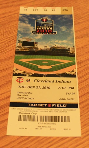 Minnesota Twins Ticket Stub - September 21 2010 - Jim Thome 589th Career HR Cover