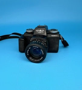 Minolta 110 Zoom SLR Mark II 110 fotocamera a pellicola, nero - testata - Foto 1 di 9