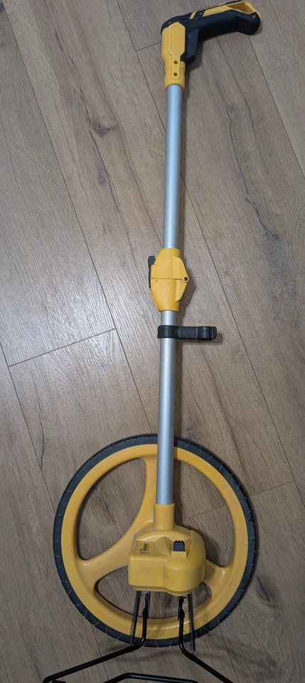 C.H. Hanson measuring wheel yellow aluminum wheel diameter 13" PN 11269 USA - Image 1 of 4