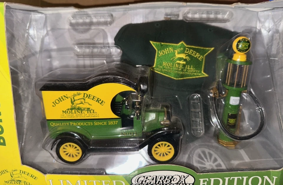 Gearbox Limited Edition John Deere Ford Model T Truck Bank Wayne Gas Pump #76545 - Image 1 of 1