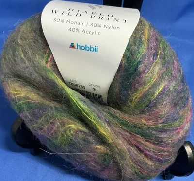 Hobbii DIABLO WILD PRINT 25g 30% Mohair 30% Nylon 40% Acrylic PINK CAMOUFLAGE 05 - Image 1 of 3