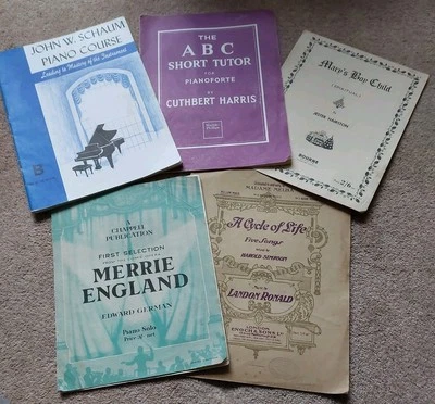 Vintage Sheet Music Small Booklets Early to Mid 1900's - Image 1 of 4
