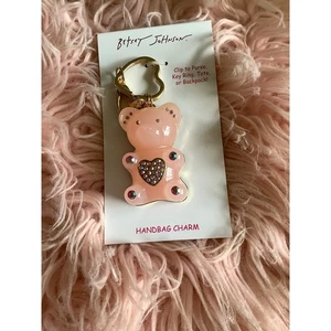 New with tag betsey Johnson key ring handbag charm cute bear - Picture 1 of 3