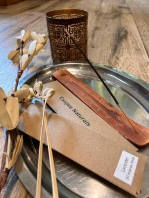 ESSPEE NATURALS INCENSE/JOSS STICKS - Pack of 20 Sticks - Best Quality Fragrance - Image 1 of 2