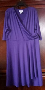 NEU Damen lila Faux Wickel abnehmen Blütenblatt Kleid Polyester knielang Paragon - Bild 1 von 9