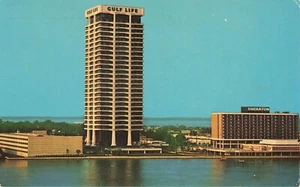Postal Gulf Life Tower en St John's River Jacksonville Florida publicada 1972 - Imagen 1 de 2
