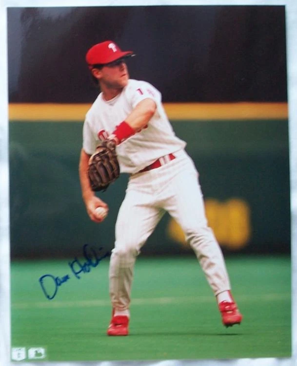 DAVE HOLLINS PHILLIES SIGNED AUTO 8x10 PHOTO - Image 1 of 1