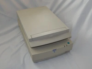 EPSON Expression 1600 Scanner model G780A with EU-35 Transparency Unit - Picture 1 of 17