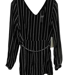 E&M Striped Romper Long Sleeve Chain Belt V-Neck Black White Size L - Picture 1 of 11