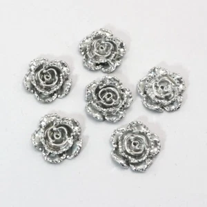 100 Silber Flatback Harz Glitzer 3D Blume Cabochons 14mm Telefon Hochzeit Applikationen  - Bild 1 von 6