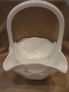 Indiana Glass Constellation Milk Glass Basket 8 Tall Vintage - Imagen 1 de 8