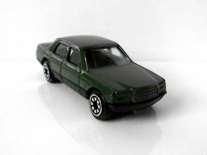 °° Mercedes-Benz 500SEL - No 8370 - grün °° - Bild 1 von 5