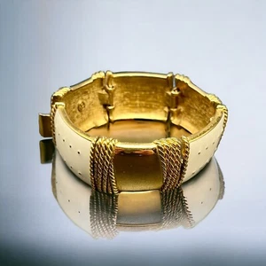 Vtg Nautical Bracelet Enamel Clamper Cream Gold Tone Rope Detail Signed Hinge CJ - Picture 1 of 24