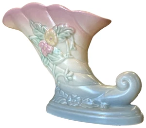 Vintage Hull Art USA Pottery Wildflower Cornucopia Planter Vase Pink Green - Picture 1 of 13