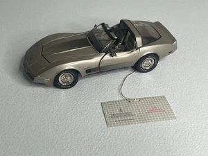 Franklin Mint Precision Model 1982 Chevy Corvette LMTD ED. 1590/6759 - Picture 1 of 15