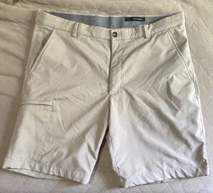 Greg Norman Men’s Light Khaki Shorts W34 - Picture 1 of 3